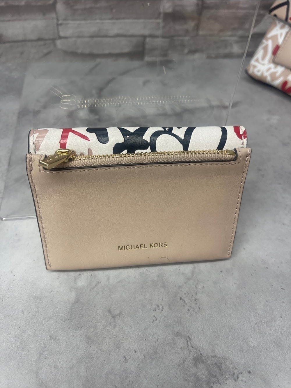 Michaek Kors Cece Medium Chain Shoulder Bag with Matching Wallet Pink Grafitti - Picture 13 of 16